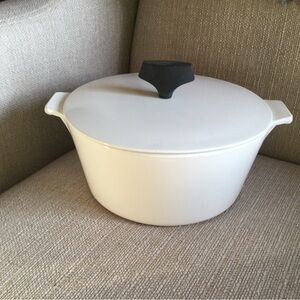 Vintage Corning Ware Buffet Server 1-3/4 Qt White Casserole Black Handle MCM USA